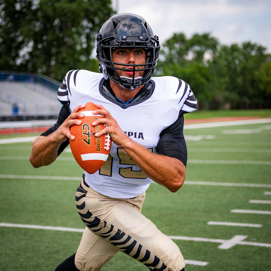 FB7- CT7 700 Football